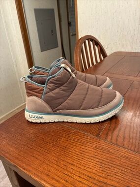 LL Bean Mountain Classic Quilted Ankle Boots II Women's 8M Gray /Taupe Slip On